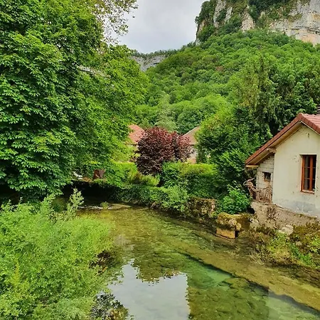 Du Moulin *